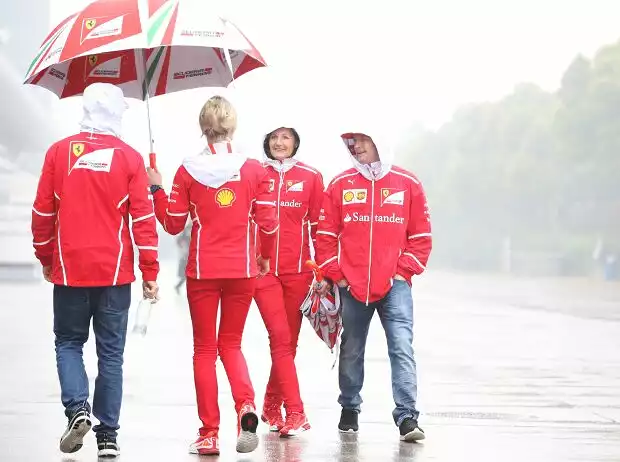 Titel-Bild zur News: Kimi Räikkönen, Sebastian Vettel