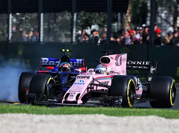 Carlos Sainz, Sergio Perez Titel-Bild zur News: Carlos Sainz, Sergio Perez
