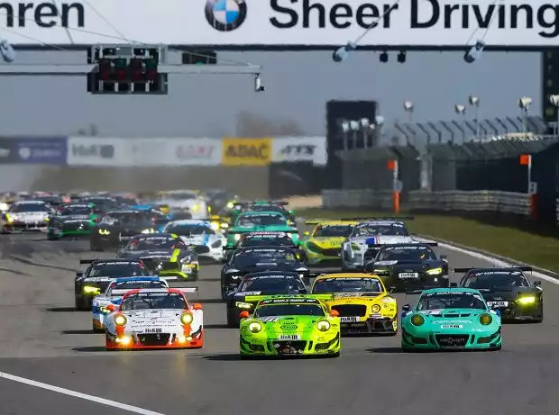 VLN, Start Titel-Bild zur News: VLN, Start
