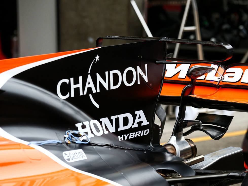 Heckflosse und T-Flügel bei McLaren