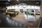 Messestand von Jaguar Land Rover auf der Techno-Classica 2017
