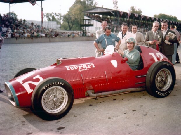 Titel-Bild zur News: Alberto Ascari 1952 beim Indy 500