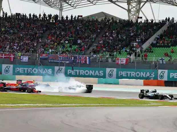Lewis Hamilton, Nico Rosberg, Sebastian Vettel Titel-Bild zur News: Lewis Hamilton, Nico Rosberg, Sebastian Vettel