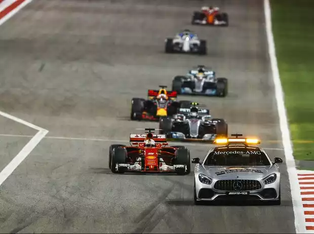 Sebastian Vettel, Valtteri Bottas, Daniel Ricciardo, Lewis Hamilton Titel-Bild zur News: Sebastian Vettel, Valtteri Bottas, Daniel Ricciardo, Lewis Hamilton