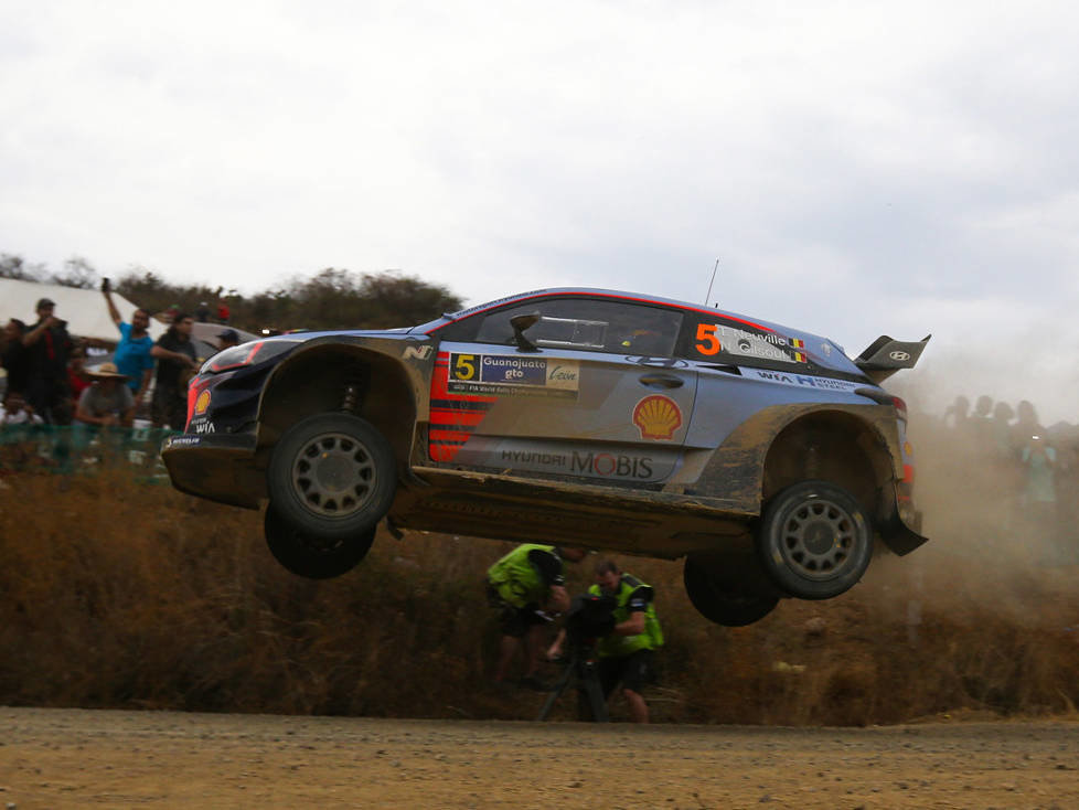 Thierry Neuville, Nicolas Gilsoul