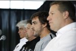 Michael Andretti, Fernando Alonso (McLaren) und Zak Brown 