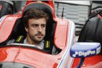 Fernando Alonso (McLaren) und  