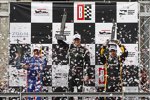 Josef Newgarden (Penske), Scott Dixon (Ganassi), Chip Ganassi und Simon Pagenaud (Penske) 