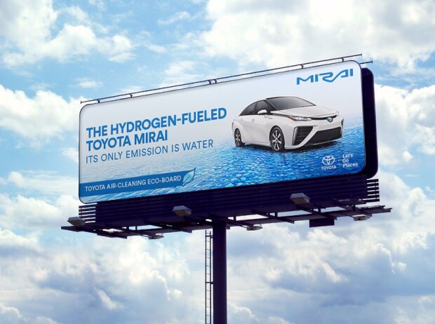 Titel-Bild zur News: Die 37 Werbetafeln von Toyota für den Mirai reinigen die Luft