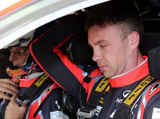 Titel-Bild zur News: Hayden Paddon, John Kennard