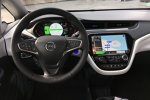 Innenraum und Cockpit des Opel-Ampera-e 