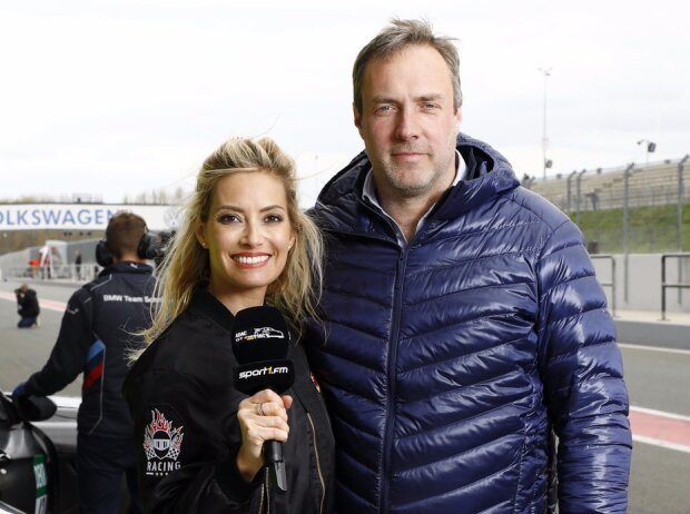 SPORT1-Moderatorin Sarah Valentina Winkhaus und Kommentator Patrick Simon SPORT1-Moderatorin Sarah Valentina Winkhaus und Kommentator Patrick Simon
