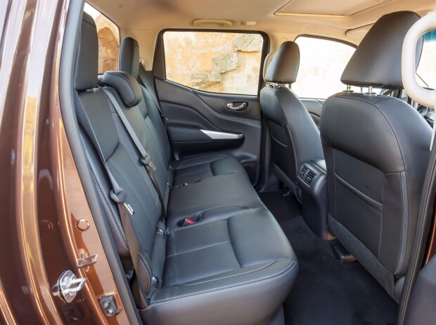 Innenraum des Nissan Navara Double Cab 