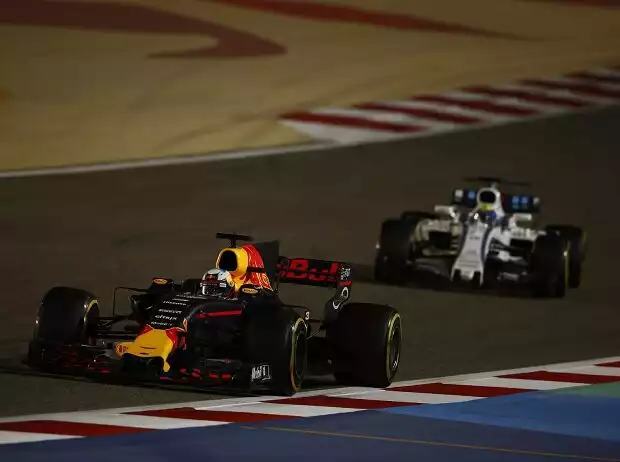 Daniel Ricciardo, Felipe Massa Titel-Bild zur News: Daniel Ricciardo, Felipe Massa