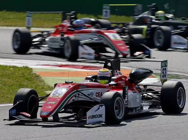 Titel-Bild zur News: Callum Ilott, Guanyu Zhou, Lando Norris