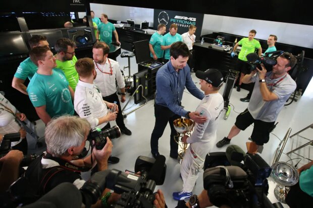 Valtteri Bottas Toto Wolff  ~Valtteri Bottas (Mercedes) und Toto Wolff ~ 