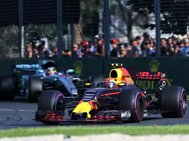 Lewis Hamilton, Max Verstappen Titel-Bild zur News: Lewis Hamilton, Max Verstappen