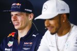 Max Verstappen (Red Bull) und Lewis Hamilton (Mercedes) 