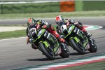 Tom Sykes vor Jonathan Rea 