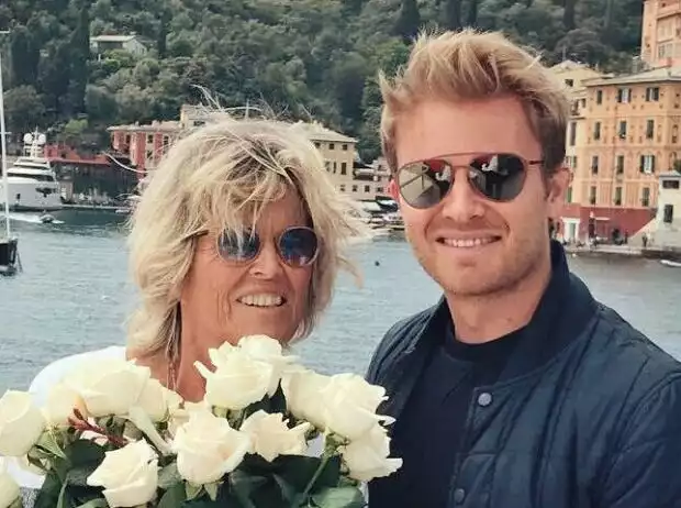 Titel-Bild zur News: Nico Rosberg und Mama Sina