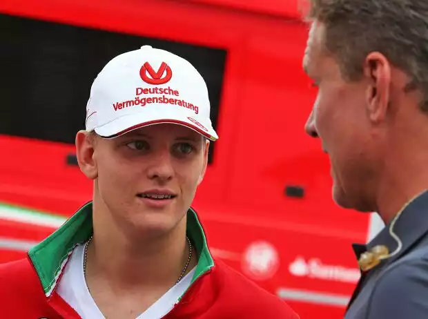 Mick Schumacher, David Coulthard Titel-Bild zur News: Mick Schumacher, David Coulthard