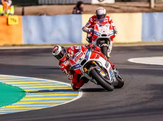 Jorge Lorenzo, Andrea Dovizioso Titel-Bild zur News: Jorge Lorenzo, Andrea Dovizioso
