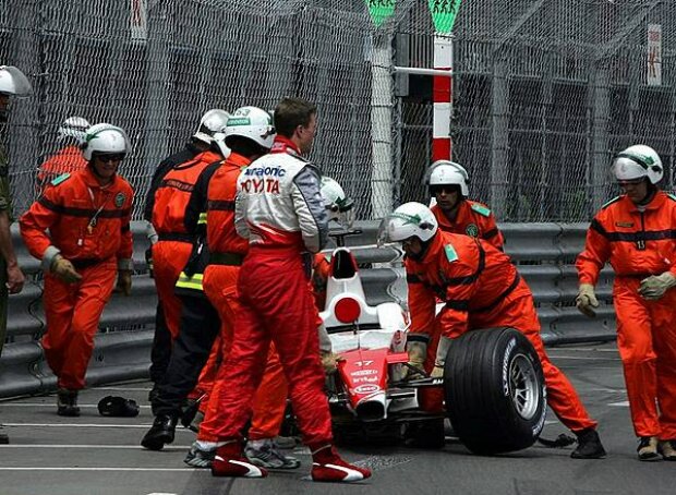 Ralf Schumacher nach seinem Unfall