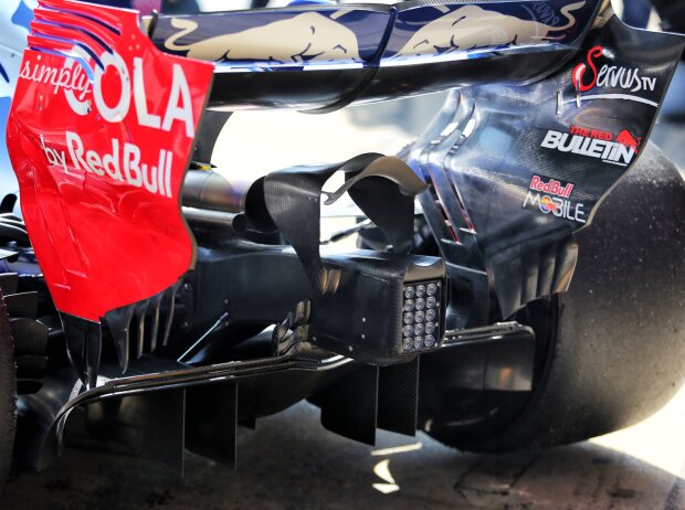 Titel-Bild zur News: Toro Rosso STR12