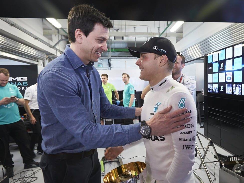 Toto Wolff, Valtteri Bottas