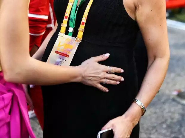 Babybauch von Kimi Räikkönens Ehefrau Minttu Titel-Bild zur News: Babybauch von Kimi Räikkönens Ehefrau Minttu