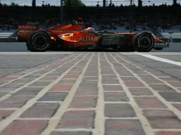 Adrian Sutil Titel-Bild zur News: Adrian Sutil