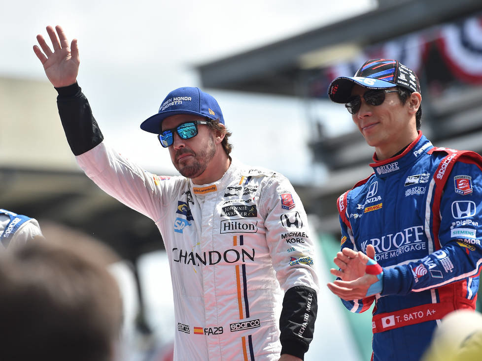 Fernando Alonso, Takuma Sato