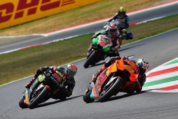 Pol Espargaro 250ccm MotoGP ~Pol Espargaro vor Jonas Folger ~ Pol Espargaro 250ccm MotoGP ~Pol Espargaro vor Jonas Folger ~
