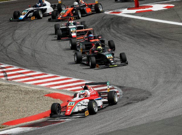 Formel 4 Formel 4