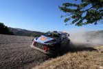 Thierry Neuville (Hyundai) und Nicolas Gilsoul 