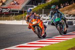 Brad Binder vor Stefano Manzi 