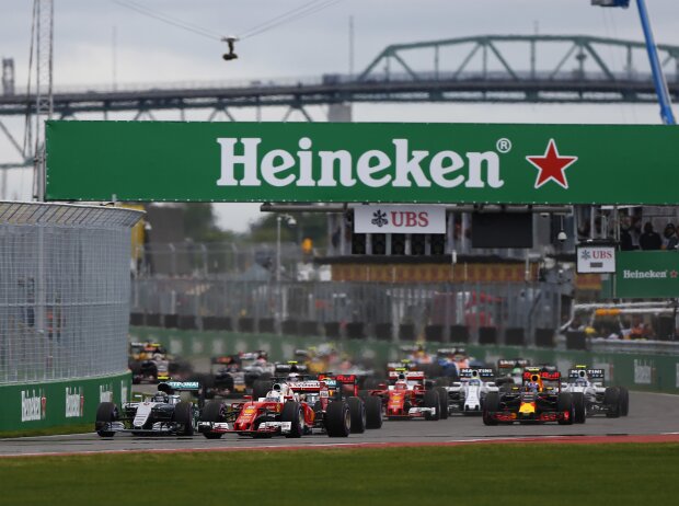 Titel-Bild zur News: Sebastian Vettel, Lewis Hamilton, Nico Rosberg, Daniel Ricciardo, Max Verstappen