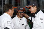 Zak Brown, Karim Ojjeh und Fernando Alonso (McLaren) 