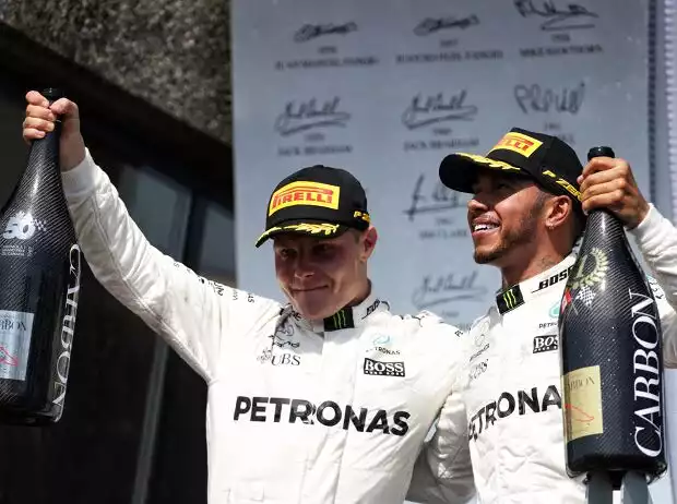 Valtteri Bottas, Lewis Hamilton Titel-Bild zur News: Valtteri Bottas, Lewis Hamilton