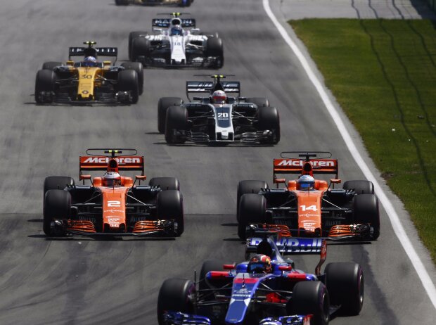 Daniil Kwjat, Stoffel Vandoorne, Fernando Alonso, Kevin Magnussen, Jolyon Palmer Daniil Kwjat, Stoffel Vandoorne, Fernando Alonso, Kevin Magnussen, Jolyon Palmer