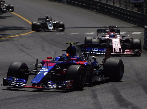 Carlos Sainz, Sergio Perez Carlos Sainz, Sergio Perez