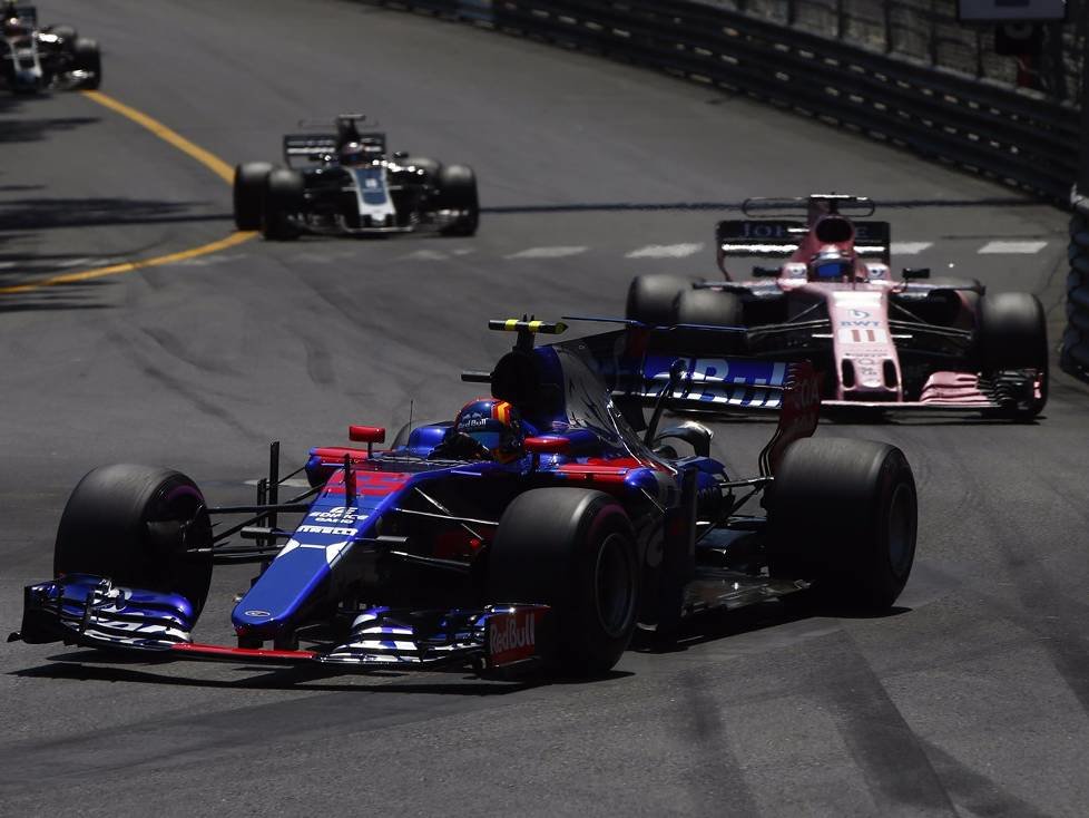 Carlos Sainz, Sergio Perez