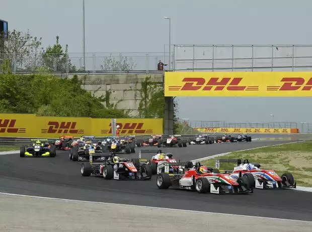 Lance Stroll, Ralf Aron Titel-Bild zur News: Lance Stroll, Ralf Aron