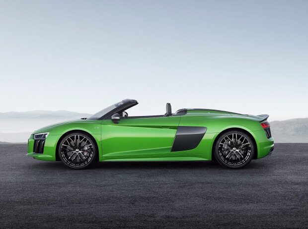 Audi R8 V10 Spyder plus