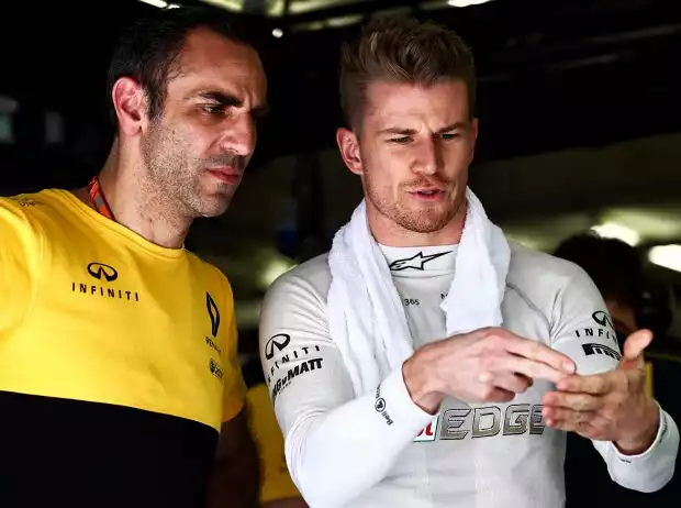 Cyril Abiteboul, Nico Hülkenberg Titel-Bild zur News: Cyril Abiteboul, Nico Hülkenberg