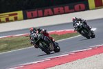 Tom Sykes vor Jonathan Rea 