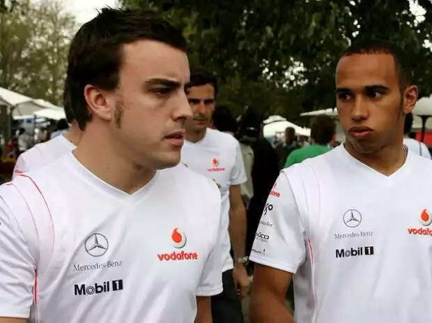 Fernando Alonso, Lewis Hamilton Titel-Bild zur News: Fernando Alonso, Lewis Hamilton