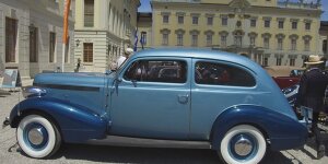 Ludwigsburg: Oldtimer-Schönheiten und ein Schloss