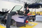 Jaguar Land Rover Classic Works: Arbeiten an einem XJ 220