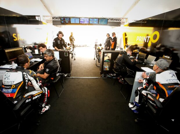 Titel-Bild zur News: Team Peugeot Saxoprint